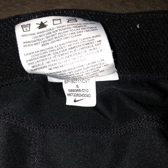 Women’s Cropped NIKE leggings. size- small - Picture 5 of 5